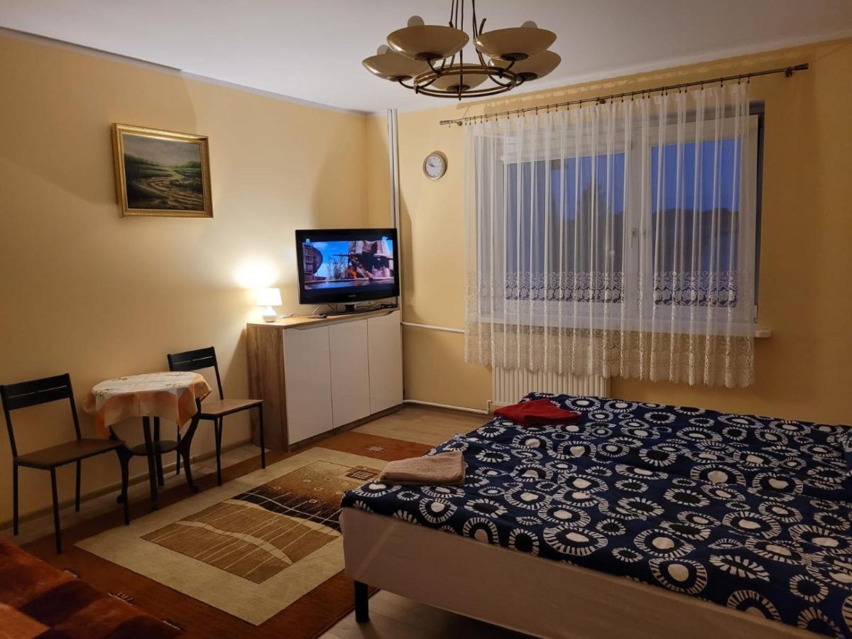 Pokoje Goscinne, Nadmorska 3 Ustka Dış mekan fotoğraf